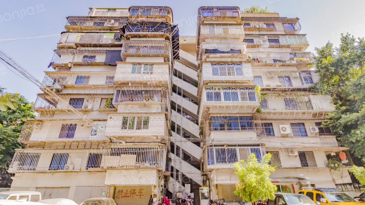 连潘东小区外景图