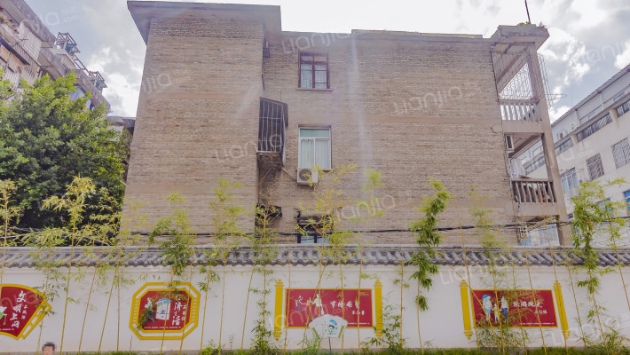 福马新村东区外景图