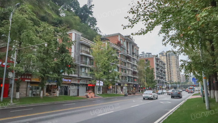 天鹅山庄综合楼外景图