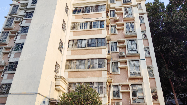 华南农业大学宿舍嵩山区外景图