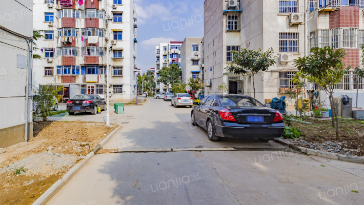 教工新村外景图