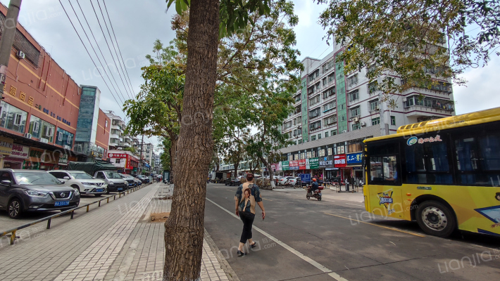 乳胶厂宿舍外景图