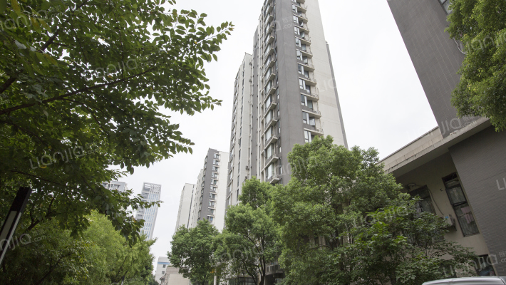 拓基城市广场外景图