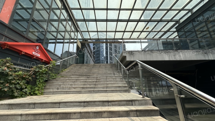 绿地蓝海外景图