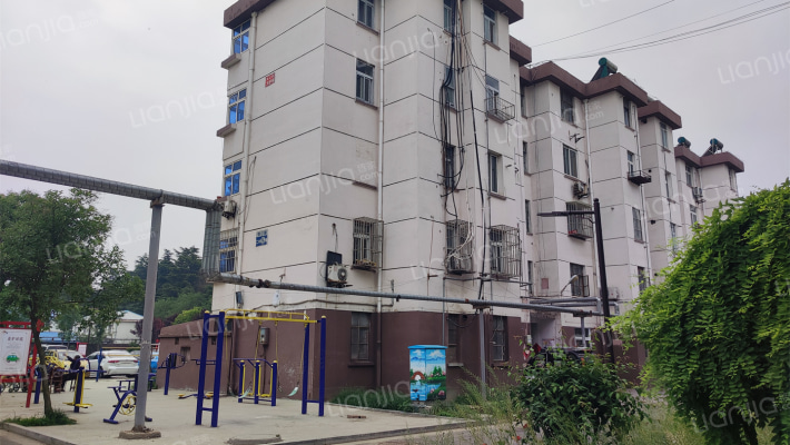 铁路二村外景图