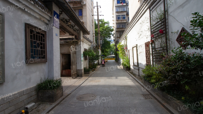 赐闲湖4号外景图