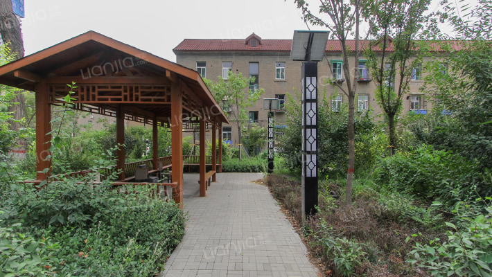 矿机小区外景图