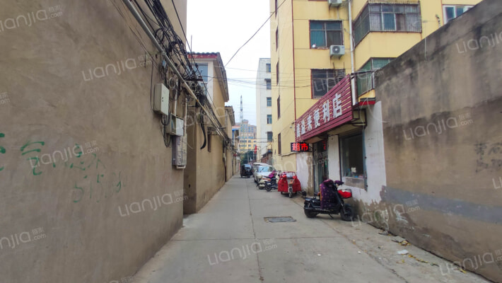 许昌县民办小学宿舍楼外景图