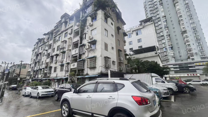 安平坊十三号外景图