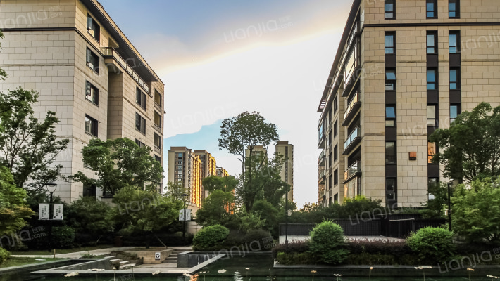 世茂滨江府外景图