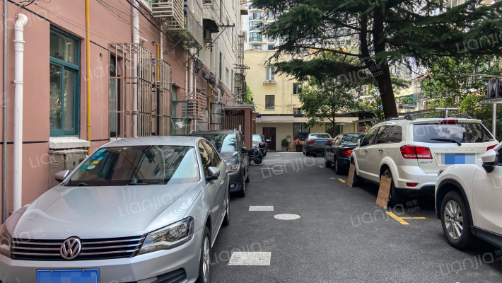 新华路669弄外景图