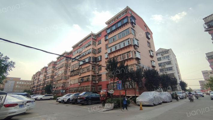 盖佳花园南一区外景图