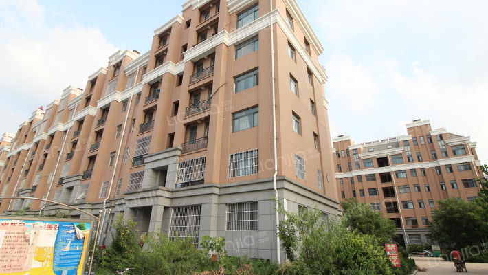 晨晟世纪城东区外景图