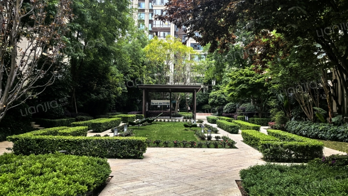 龙湖三千庭外景图