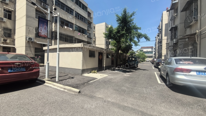 邮电宿舍外景图