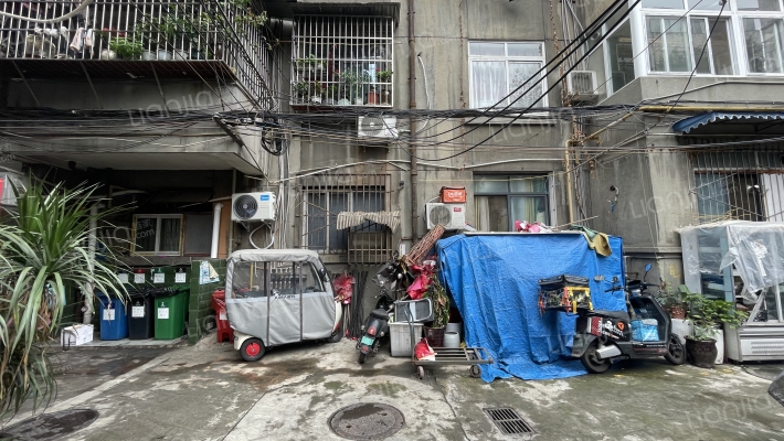 人民中路三段14号院外景图