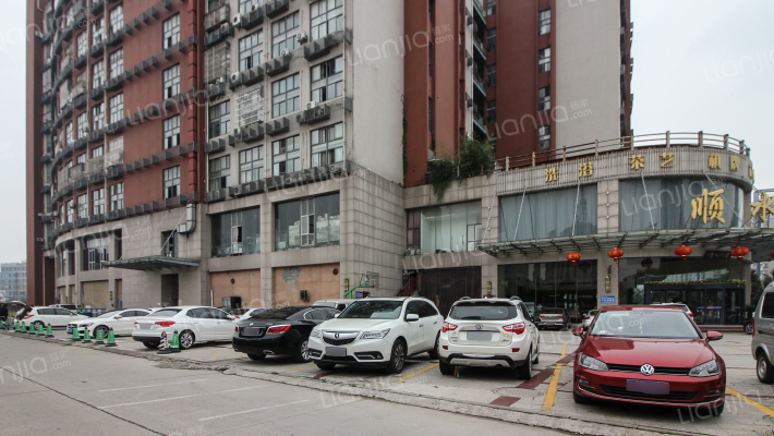 尚景公寓外景图