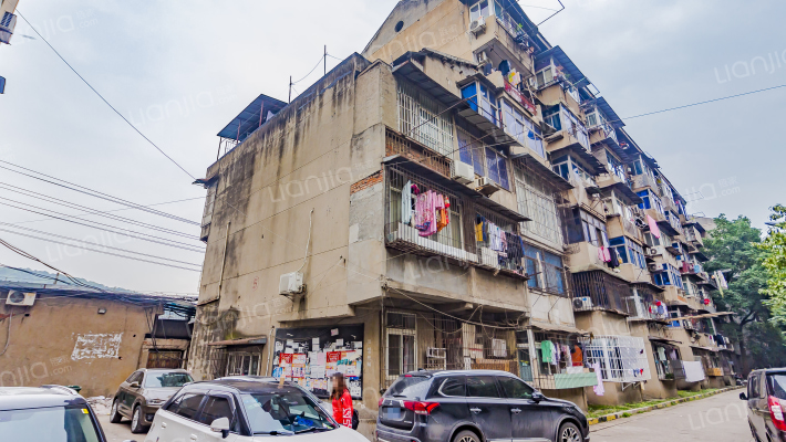 湖北省歌剧舞剧院宿舍外景图