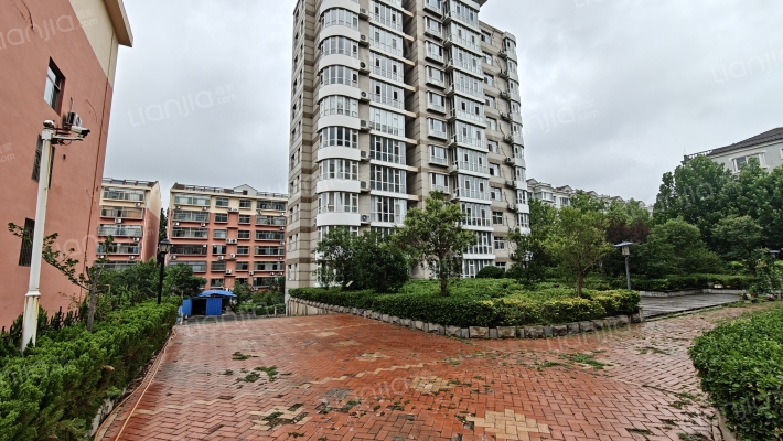 组团嘉和花园外景图