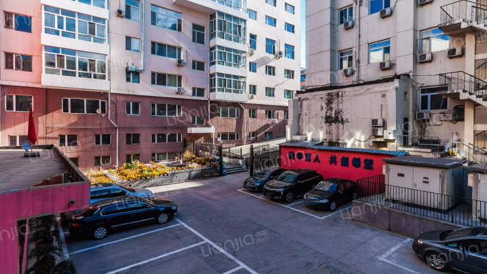 希望大厦外景图