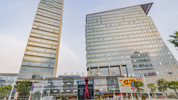 新世纪商务大厦外景图