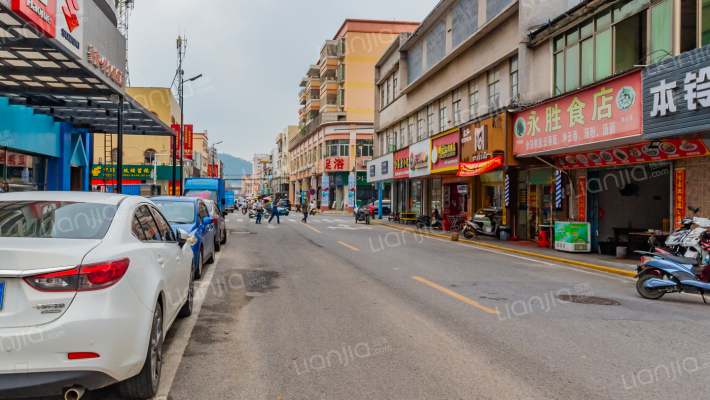 瑞丰公寓外景图