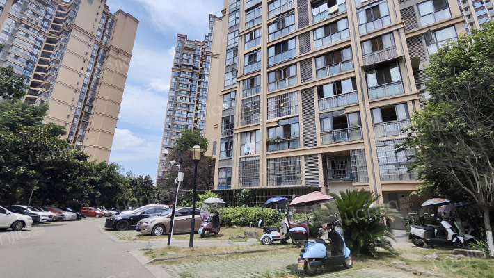 金海岸·天府花园水城外景图