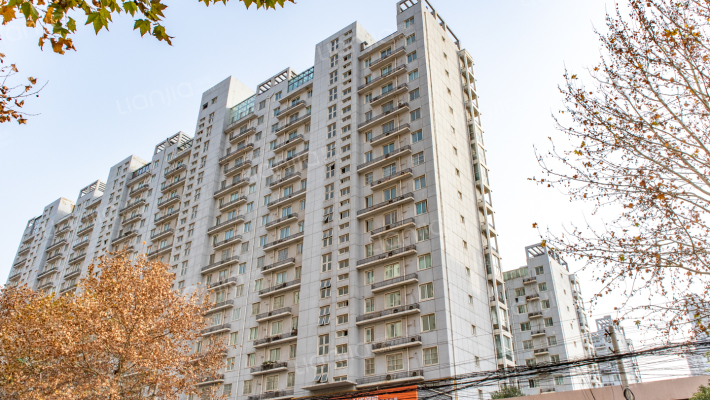 中铁七局石化路小区外景图