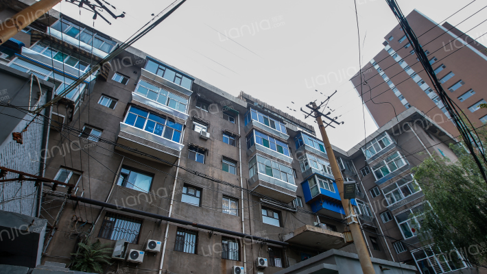 南肖墙工商银行宿舍外景图