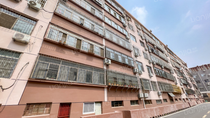 兴业农业生产资料公司宿舍外景图