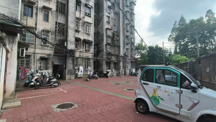 石化一招农贸市场外景图