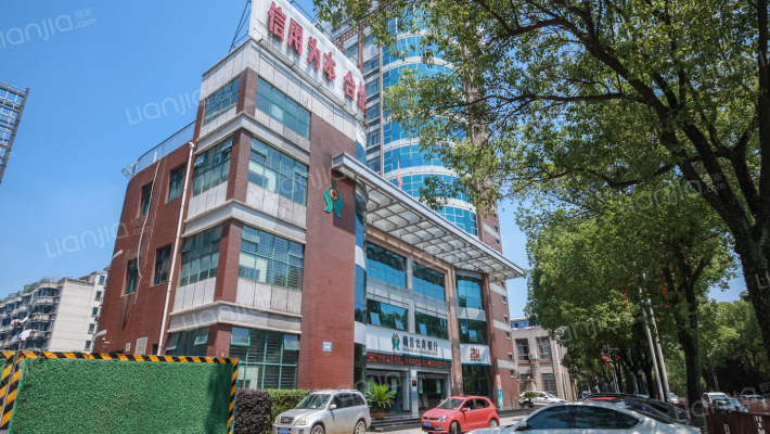 赣昌农商银行宿舍外景图