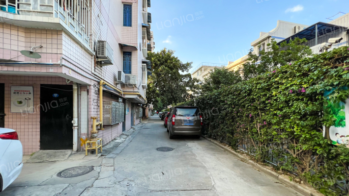 晨光花园外景图