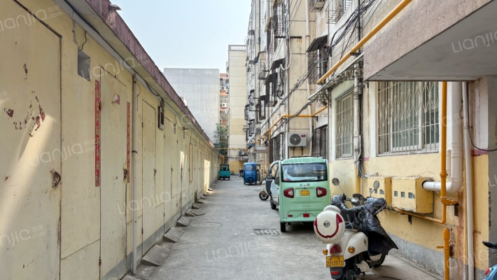 科技局家属院外景图