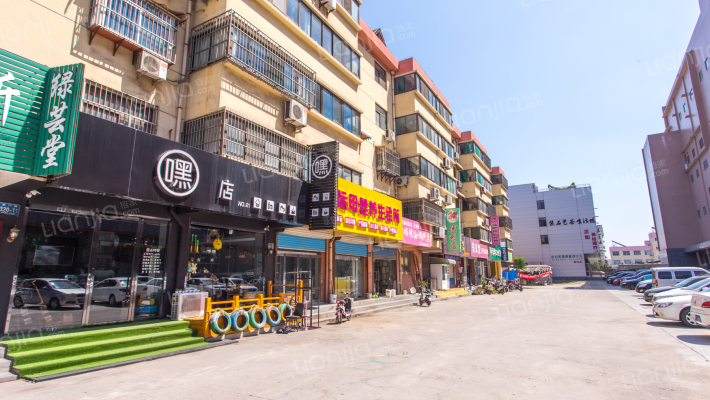 造纸厂宿舍楼外景图