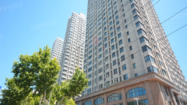 烨宸广场外景图