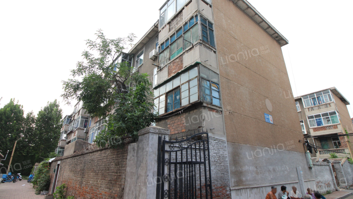 纺织局宿舍外景图