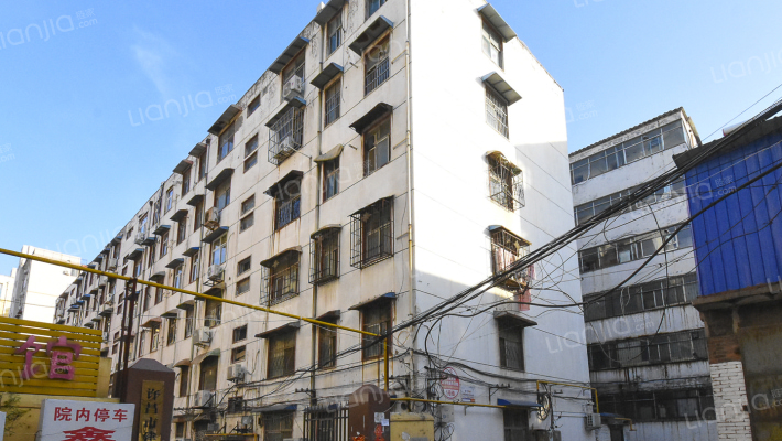 豫剧团家属院外景图