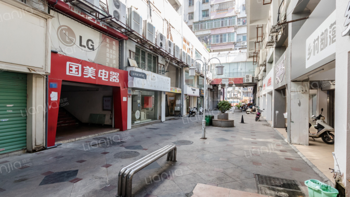 西安广场外景图