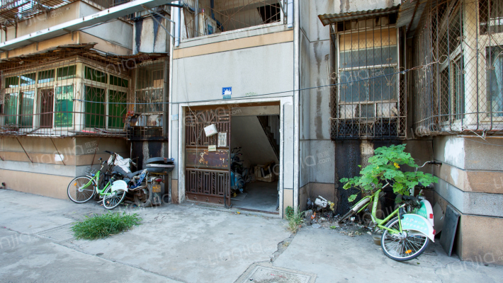 教育宿舍外景图