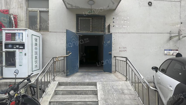 易尚大厦外景图