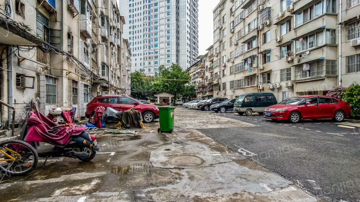 南宁市皮鞋厂第二生活区外景图
