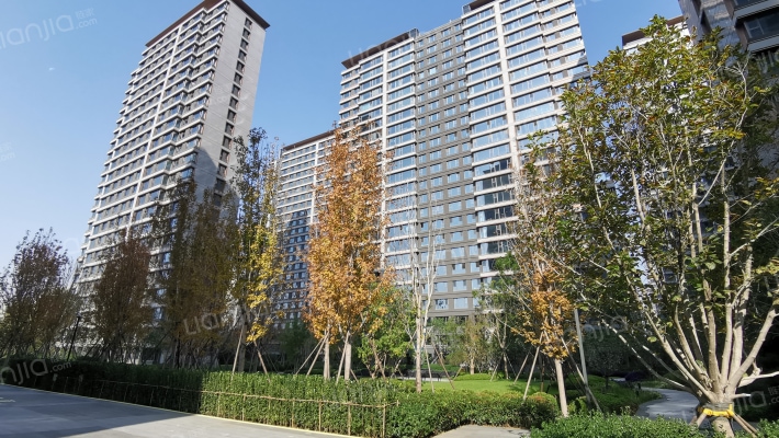 融创都会中心(南区)外景图