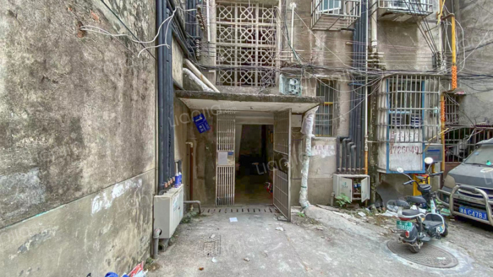 农机局宿舍外景图