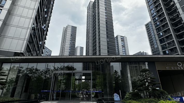 龙湖滨康天曜城外景图