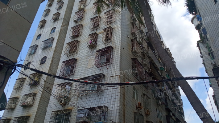 蜀盛大厦外景图