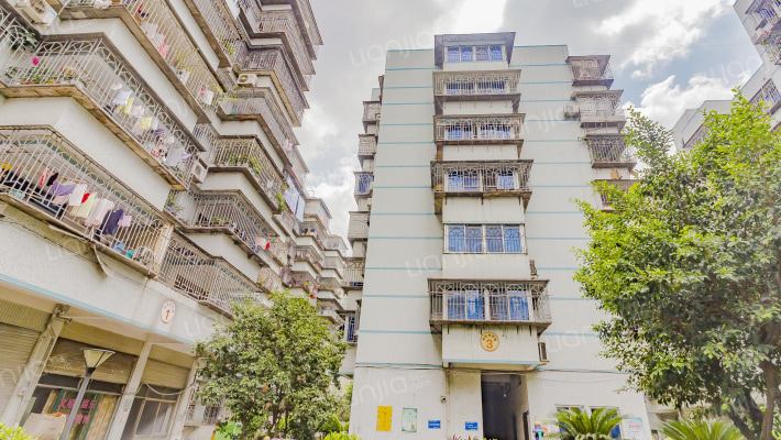 闽发综合楼外景图