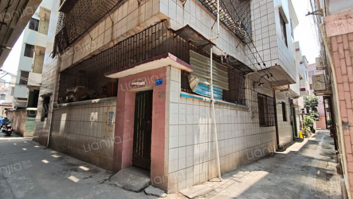 堑头塘头街外景图