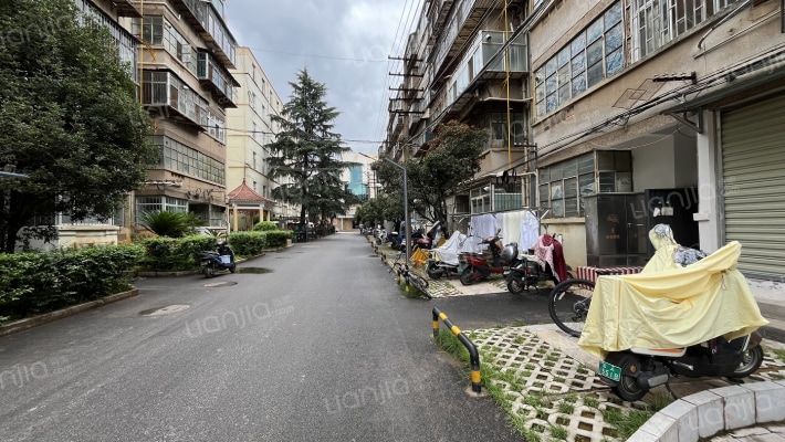 烟厂礼堂区外景图