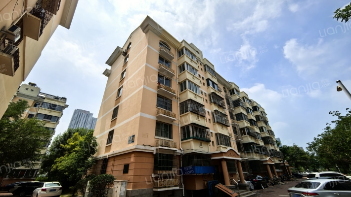 馨苑小区外景图